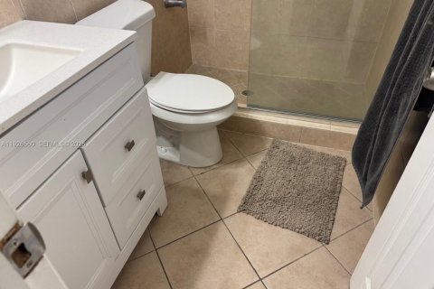 Condominio en venta en Hollywood, Florida, 2 dormitorios, 99.96 m2 № 1986010 - foto 18