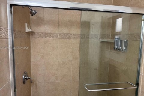 Condominio en venta en Hollywood, Florida, 2 dormitorios, 99.96 m2 № 1986010 - foto 15