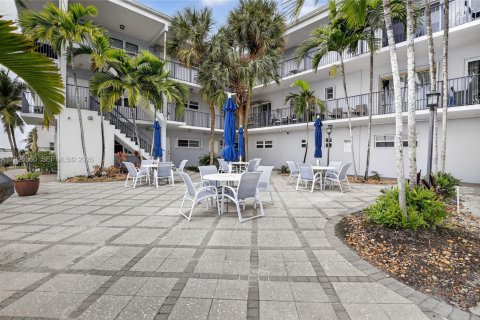 Condominio en venta en Hollywood, Florida, 2 dormitorios, 99.96 m2 № 1986010 - foto 24