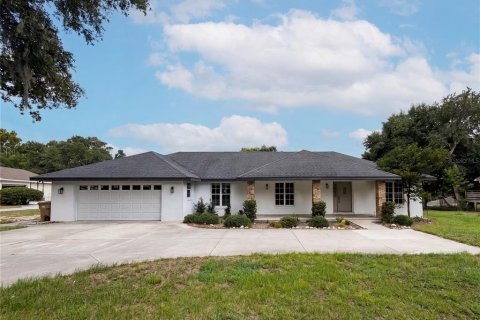 Casa en Clermont, Florida 3 dormitorios, 170.57 m2 № 2151161