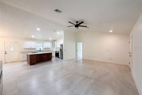 Casa en venta en Clermont, Florida, 3 dormitorios, 170.57 m2 № 2151161 - foto 5