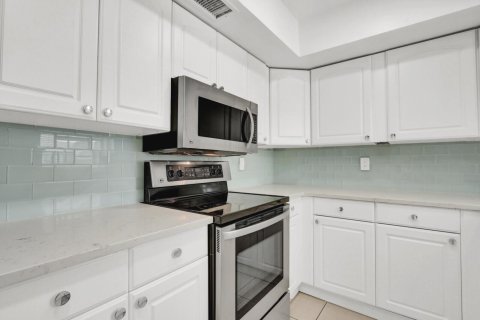 Condominio en venta en Palm Beach Gardens, Florida, 2 dormitorios, 104.52 m2 № 2190502 - foto 3
