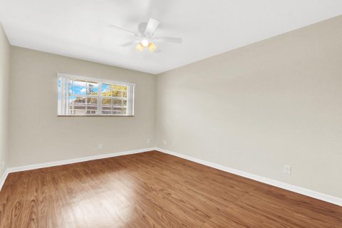 Condominio en venta en Palm Beach Gardens, Florida, 2 dormitorios, 104.52 m2 № 2190502 - foto 18