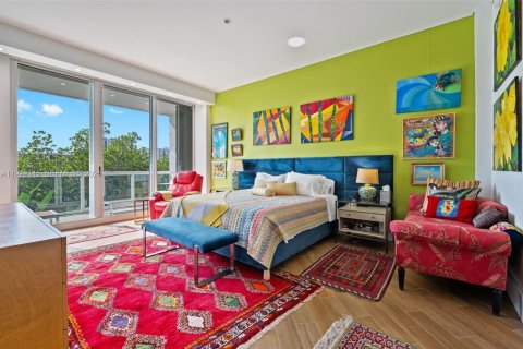 Adosado en venta en Sunny Isles Beach, Florida, 3 dormitorios, 351.17 m2 № 1992316 - foto 22