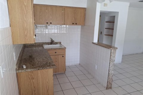 Villa ou maison à vendre à Saint Petersburg, Floride: 2 chambres, 102.1 m2 № 1133769 - photo 10