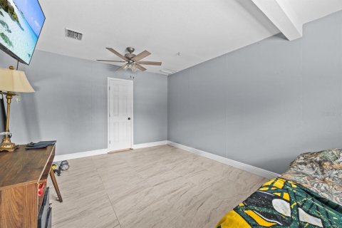 Casa en venta en Orlando, Florida, 4 dormitorios, 129.32 m2 № 1877388 - foto 13