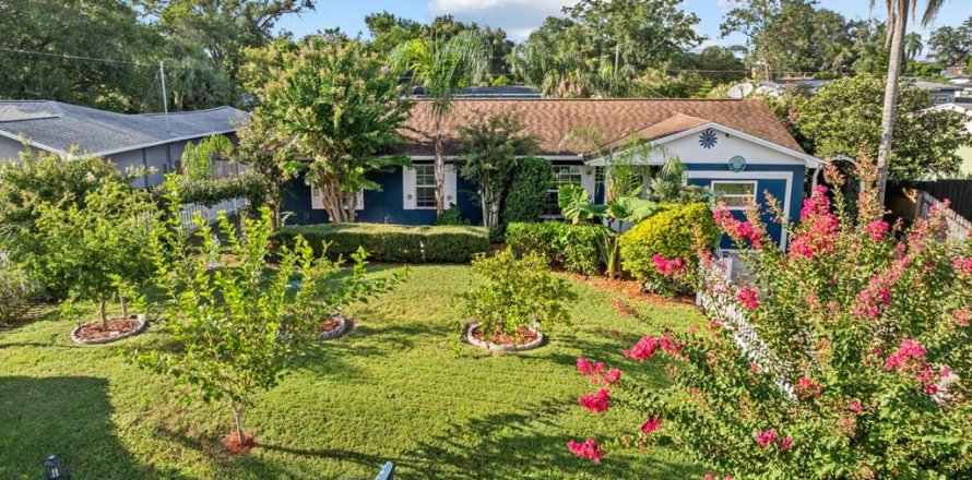 Casa en Orlando, Florida 4 dormitorios, 129.32 m2 № 1877388