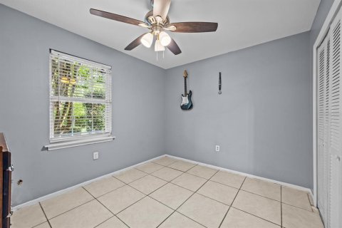 Casa en venta en Orlando, Florida, 4 dormitorios, 129.32 m2 № 1877388 - foto 18
