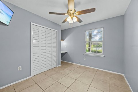 Casa en venta en Orlando, Florida, 4 dormitorios, 129.32 m2 № 1877388 - foto 15