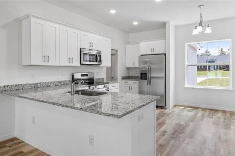 House in Summerfield, Florida 4 bedrooms, 152.73 sq.m. № 1722640 - photo 11
