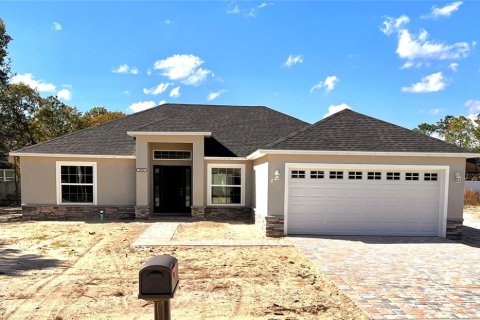 House in Summerfield, Florida 4 bedrooms, 152.73 sq.m. № 1722640 - photo 1
