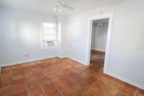 Appartement à louer à Sarasota, Floride: 2 chambres, 65.03 m2 № 2418877 - photo 4