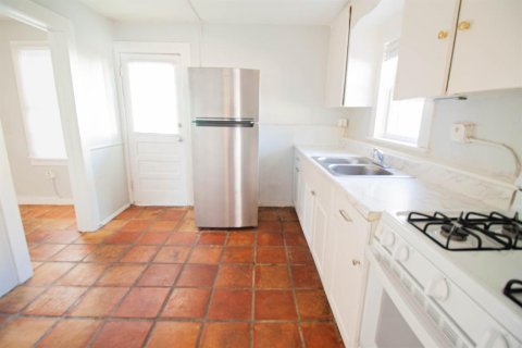 Appartement à louer à Sarasota, Floride: 2 chambres, 65.03 m2 № 2418877 - photo 3