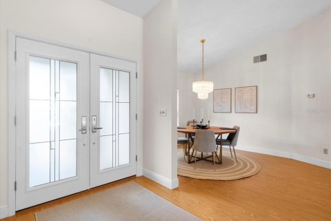Villa ou maison à vendre à Tampa, Floride: 4 chambres, 260.96 m2 № 1910741 - photo 8