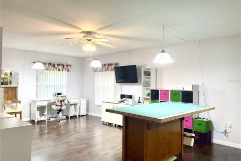 House in DeLand, Florida 5 bedrooms, 287.25 sq.m. № 1720538 - photo 23