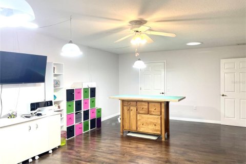 House in DeLand, Florida 5 bedrooms, 287.25 sq.m. № 1720538 - photo 24