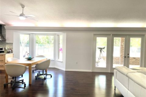 House in DeLand, Florida 5 bedrooms, 287.25 sq.m. № 1720538 - photo 16