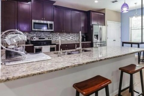 House in Seffner, Florida 5 bedrooms, 298.77 sq.m. № 1651094 - photo 8