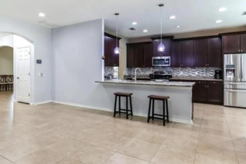 House in Seffner, Florida 5 bedrooms, 298.77 sq.m. № 1651094 - photo 7