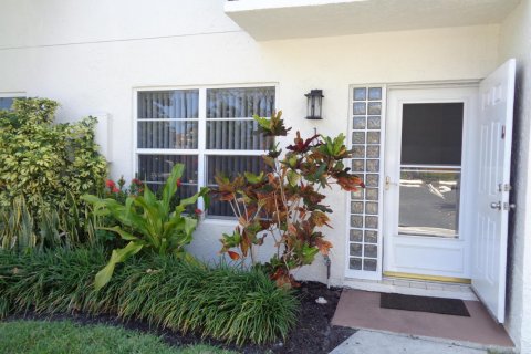 Touwnhouse à louer à Deerfield Beach, Floride: 2 chambres, 116.87 m2 № 2085288 - photo 3