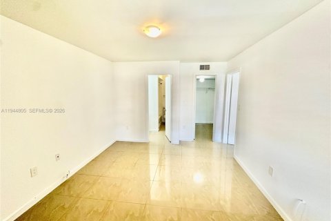 Apartment in Miami, Florida 2 bedrooms, 97.83 sq.m. № 2001397 - photo 7