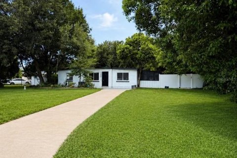Casa en venta en Sanford, Florida, 3 dormitorios, 120.77 m2 № 2321236 - foto 2