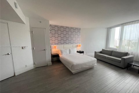 Condominio en venta en Miami Beach, Florida, 49.24 m2 № 1763799 - foto 10
