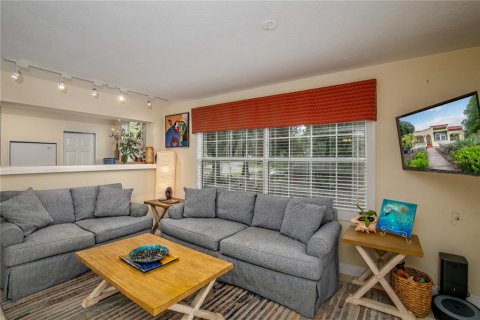 Casa en venta en Eustis, Florida, 3 dormitorios, 225.94 m2 № 1585792 - foto 19