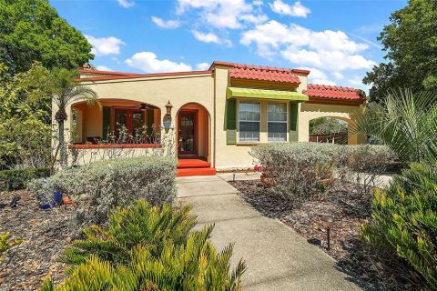Casa en venta en Eustis, Florida, 3 dormitorios, 225.94 m2 № 1585792 - foto 2