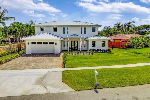 House in North Palm Beach, Florida 4 bedrooms, 369.75 sq.m. № 2173879