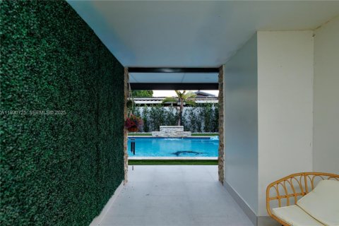 Villa ou maison à vendre à Miami Gardens, Floride: 4 chambres, 169.45 m2 № 1989790 - photo 30
