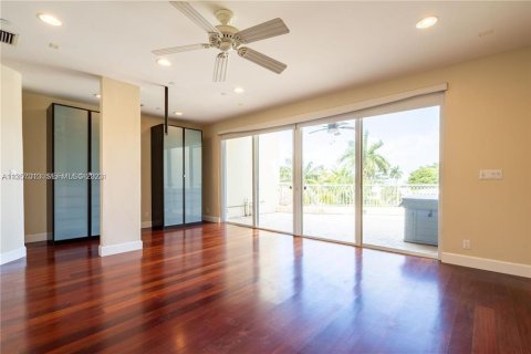 Touwnhouse à vendre à Fort Lauderdale, Floride: 3 chambres, 210.33 m2 № 2263067 - photo 14