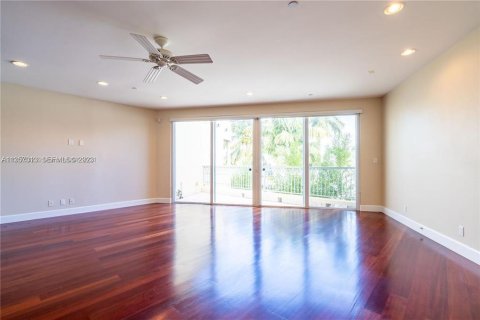 Touwnhouse à vendre à Fort Lauderdale, Floride: 3 chambres, 210.33 m2 № 2263067 - photo 10