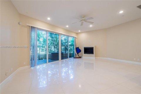 Touwnhouse à vendre à Fort Lauderdale, Floride: 3 chambres, 210.33 m2 № 2263067 - photo 7