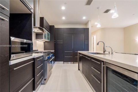 Touwnhouse à vendre à Fort Lauderdale, Floride: 3 chambres, 210.33 m2 № 2263067 - photo 5