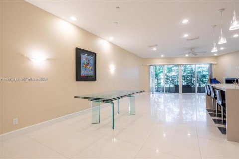 Touwnhouse à vendre à Fort Lauderdale, Floride: 3 chambres, 210.33 m2 № 2263067 - photo 4
