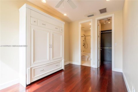 Touwnhouse à vendre à Fort Lauderdale, Floride: 3 chambres, 210.33 m2 № 2263067 - photo 8