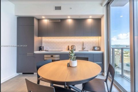Condo in Miami, Florida  № 1861326 - photo 5