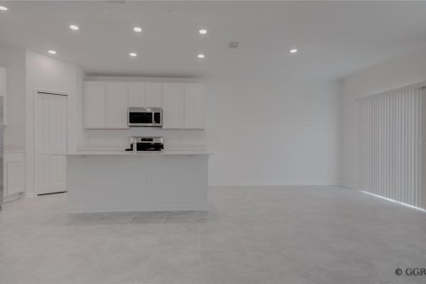 Casa en alquiler en Kissimmee, Florida, 4 dormitorios, 178.56 m2 № 1855749 - foto 17