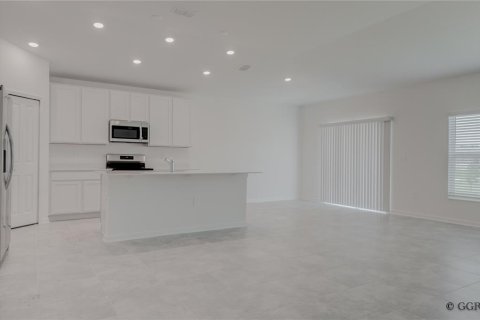 Casa en alquiler en Kissimmee, Florida, 4 dormitorios, 178.56 m2 № 1855749 - foto 18