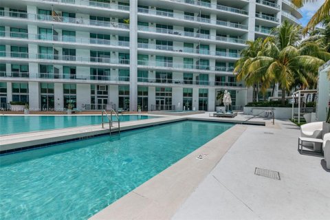 Condo in Miami, Florida, 2 bedrooms  № 1738078 - photo 22