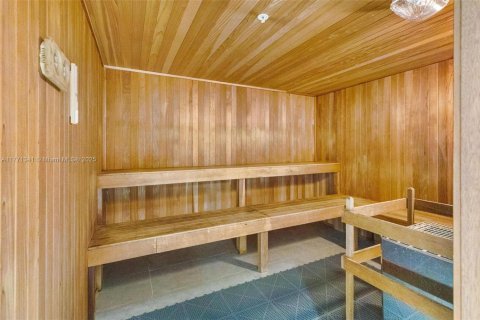 Condo in Miami, Florida, 2 bedrooms  № 1738078 - photo 26