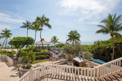 Condo in Key Biscayne, Florida, 2 bedrooms  № 1863515 - photo 18