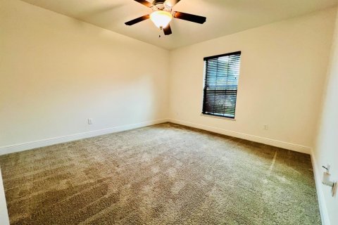 Villa ou maison à louer à St. Lucie, Floride: 3 chambres, 128.39 m2 № 2422339 - photo 6