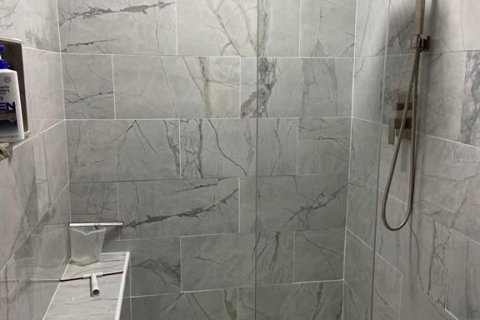 Снять в аренду виллу или дом в Дэвенпорт, Флорида 3 спальни, 159.61м2, № 1834997 - фото 10
