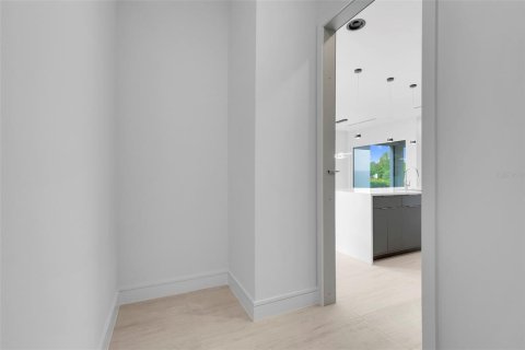 Villa ou maison à vendre à Davenport, Floride: 5 chambres, 310.48 m2 № 2413417 - photo 29