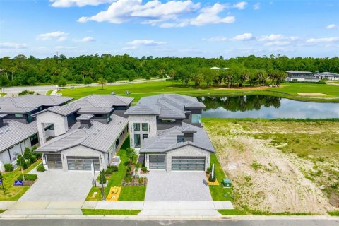 Villa ou maison à vendre à Davenport, Floride: 5 chambres, 310.48 m2 № 2413417 - photo 6