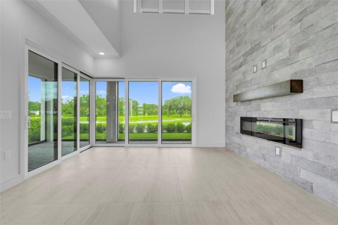 Villa ou maison à vendre à Davenport, Floride: 5 chambres, 310.48 m2 № 2413417 - photo 28