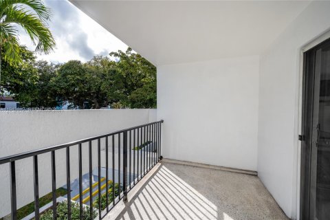 Appartement à louer à Miami, Floride: 2 chambres, 57.79 m2 № 1999386 - photo 7