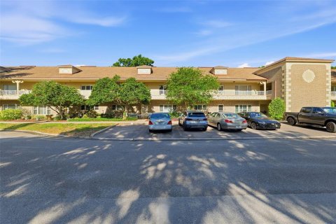 Copropriété à vendre à Clearwater, Floride: 2 chambres, 153.29 m2 № 2202689 - photo 2